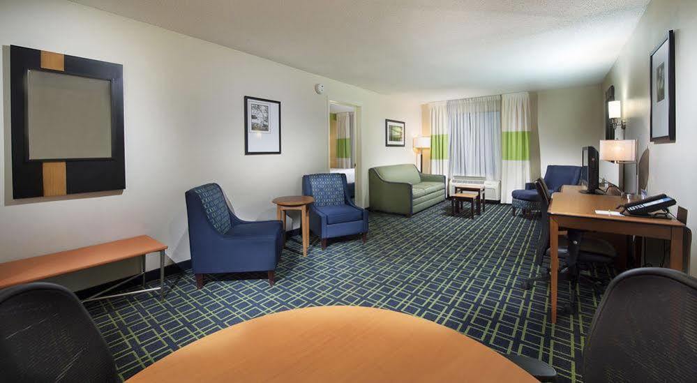 Fairfield Inn & Suites By Marriott Charleston Airport/Convention Center North Charleston Kültér fotó